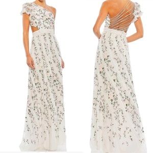 NWT Mac Duggal Embroidered Ruffled One Shoulder Lace Up Gown in Ivory - Size 10